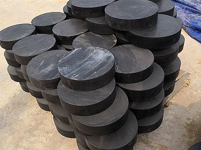 牟平区板式橡胶支座由若干层橡胶片与薄钢板经加压硫化